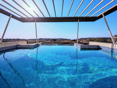 Luxury 4BHK Kingston Rooftop Pool Villa Igatpuri