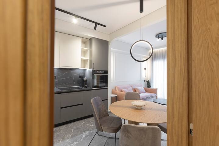 Urban Folks | Superior apartment gallery image 4