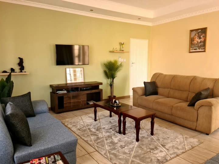 The Cottage, 3 Bedrooms, Rest & Peace Assured - Lilongwe