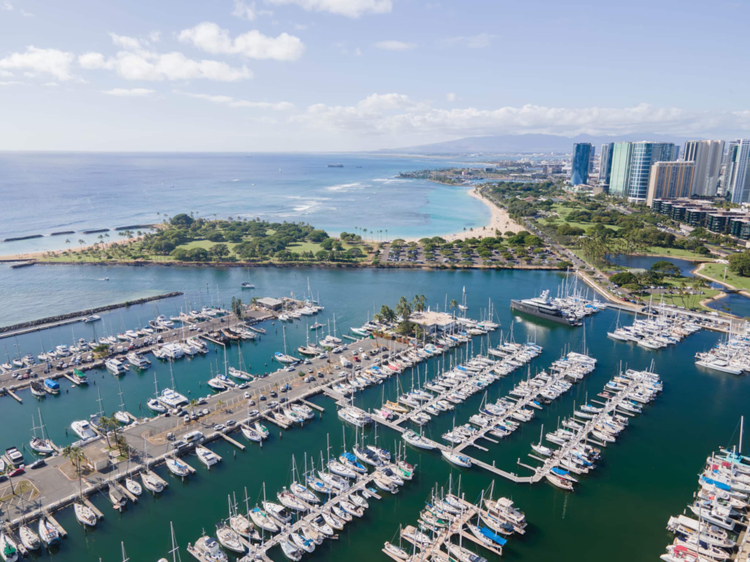 Luxury Oceanfront Penthouse - Waikiki Views - Image 41