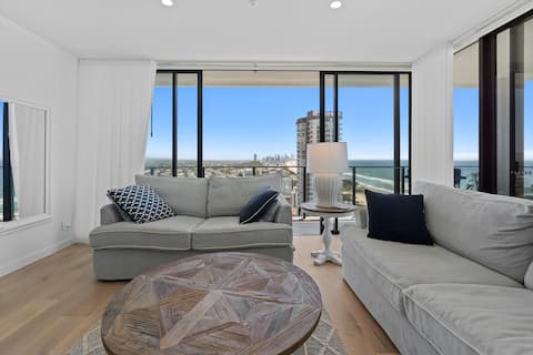 Top performing Airbnb: Ocean views from “Sandbar” at Burleigh Beach in Burleigh Heads