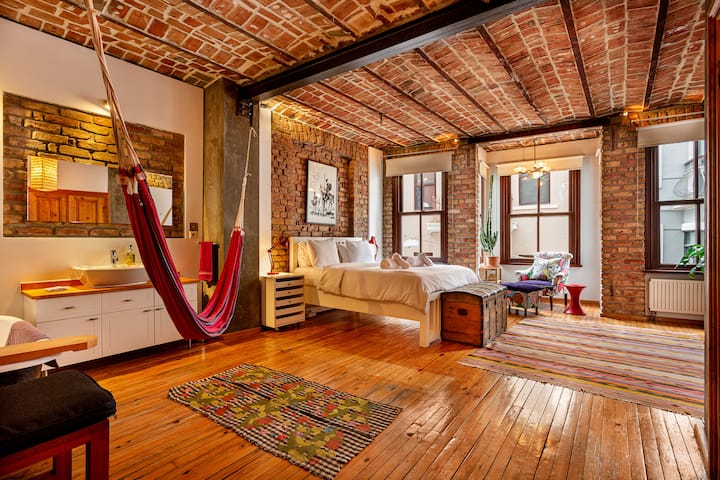Galata Elegance | Historical Renovated 2br +Ac - Turquía