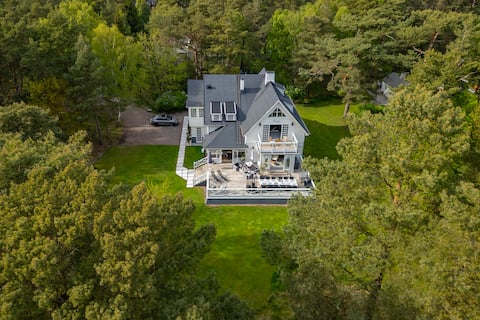 Seaside Villa in Höllviken – 300m to Beach