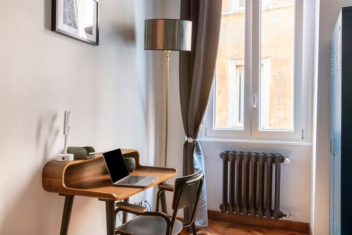 Trastevere 68 3 bedrooms stylish apartment gallery image 2