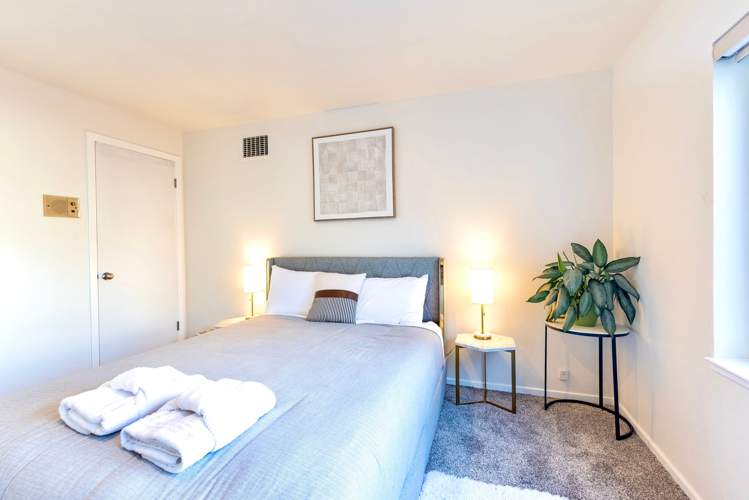 Home in San Francisco · ★4.89 · 3 bedrooms · 3 beds · 1 bath - Image 38