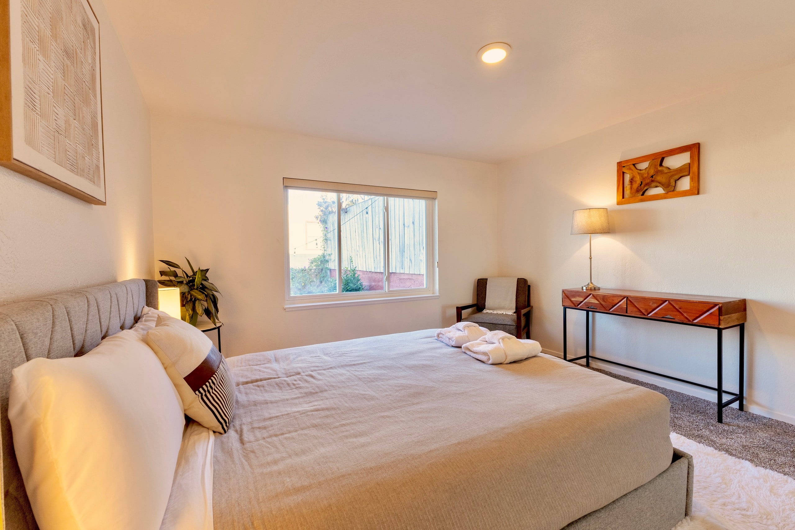 Home in San Francisco · ★4.89 · 3 bedrooms · 3 beds · 1 bath - Image 39