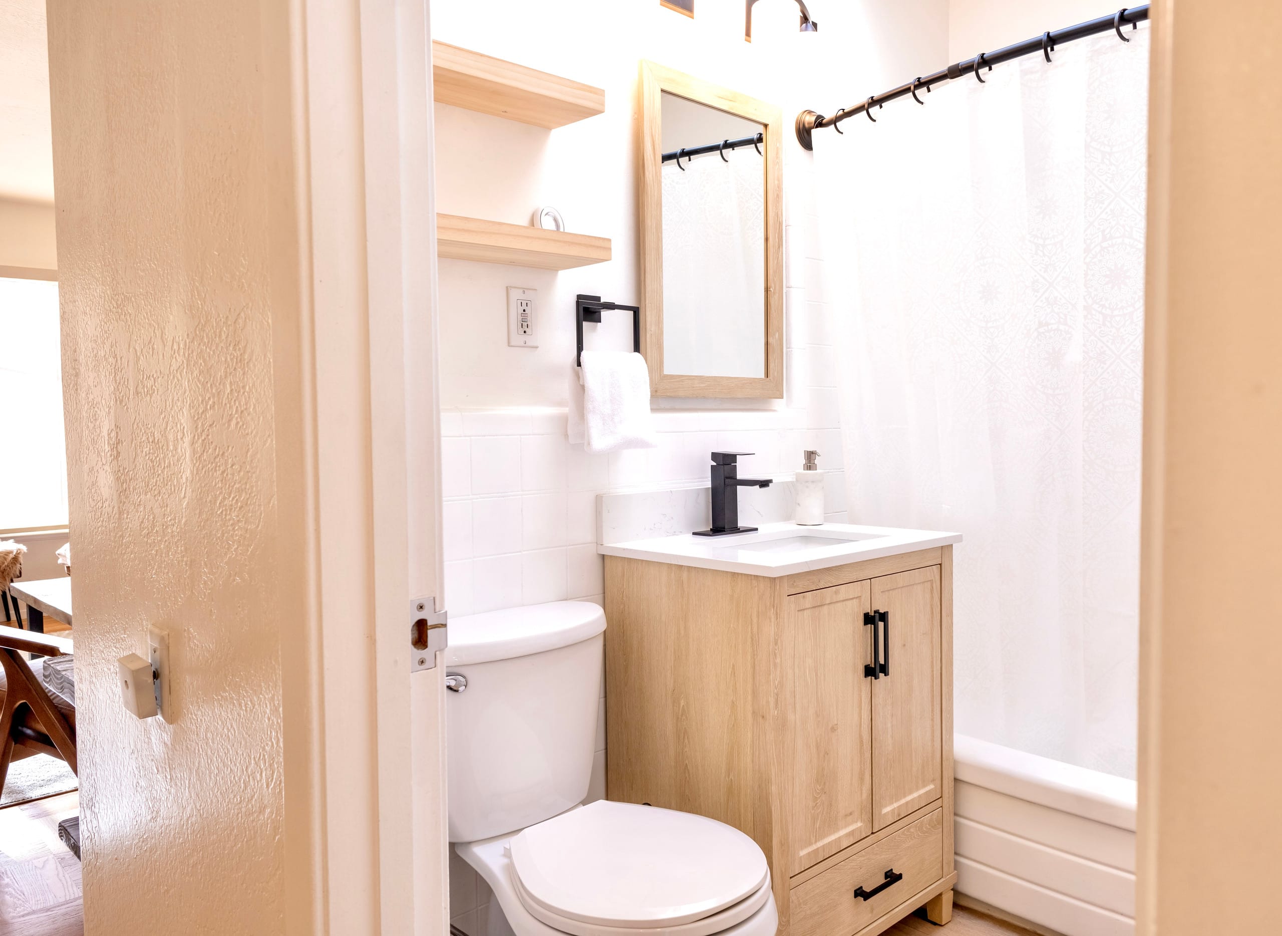Home in San Francisco · ★4.89 · 3 bedrooms · 3 beds · 1 bath - Image 43