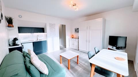 Successful Airbnb property: La Grande Plage Studio in Royan