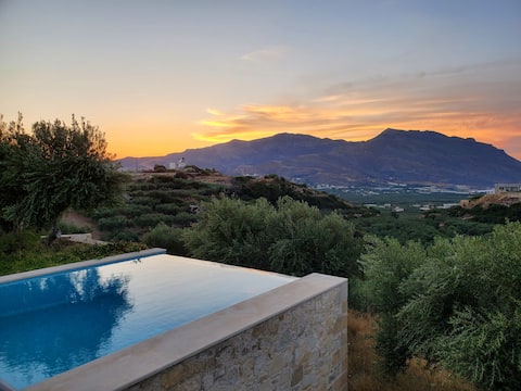 Villa Simera, with pool & great view