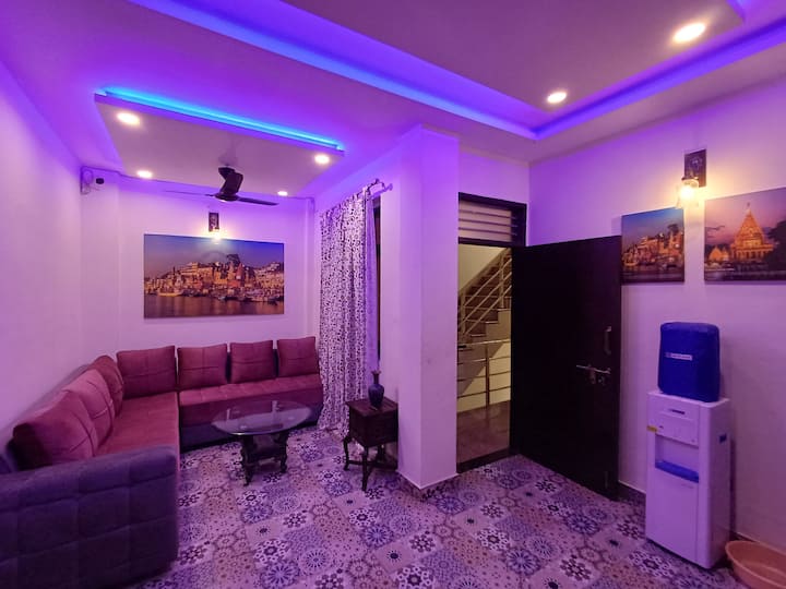 Deluxe Double Room /200 Mtrs From Tajmahal Parking - Agra