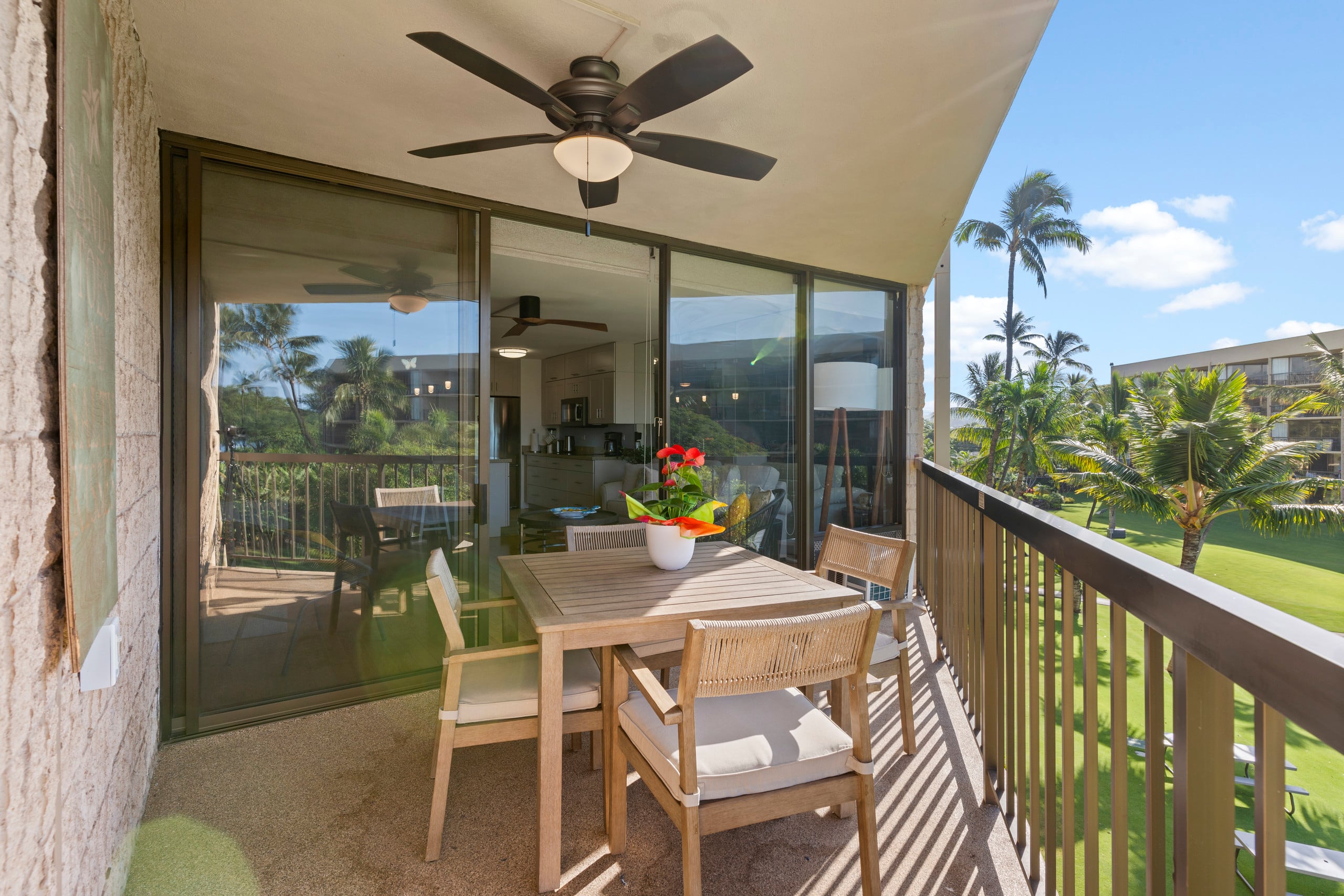 Beautifully remodeled beach front condo - Image 23