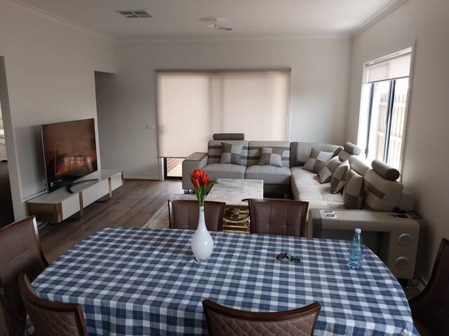 Peaceful home. gallery image 4