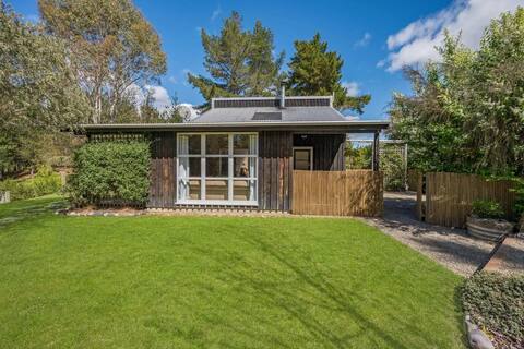 Neudorf Cottage