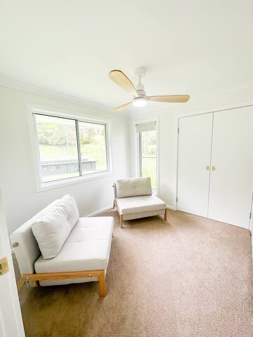 New Modern Bliss House – Quiet & Central gallery image 3