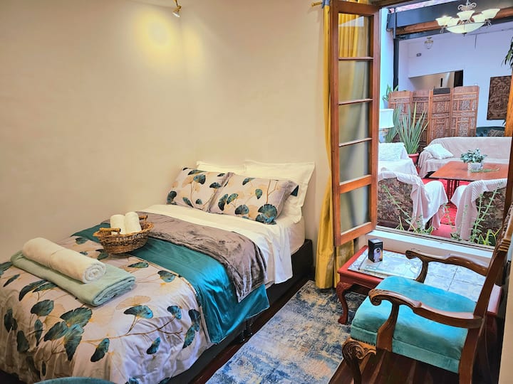 Aparta Estudio En Gran Casa La Candelaria - Bogota