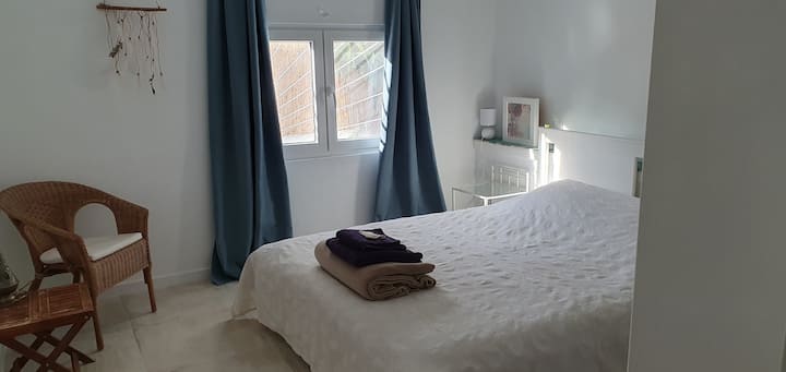 غرفة النوم 1