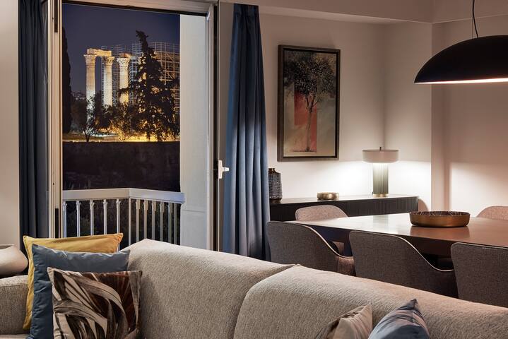 Acropolis Grand Suite gallery image 4