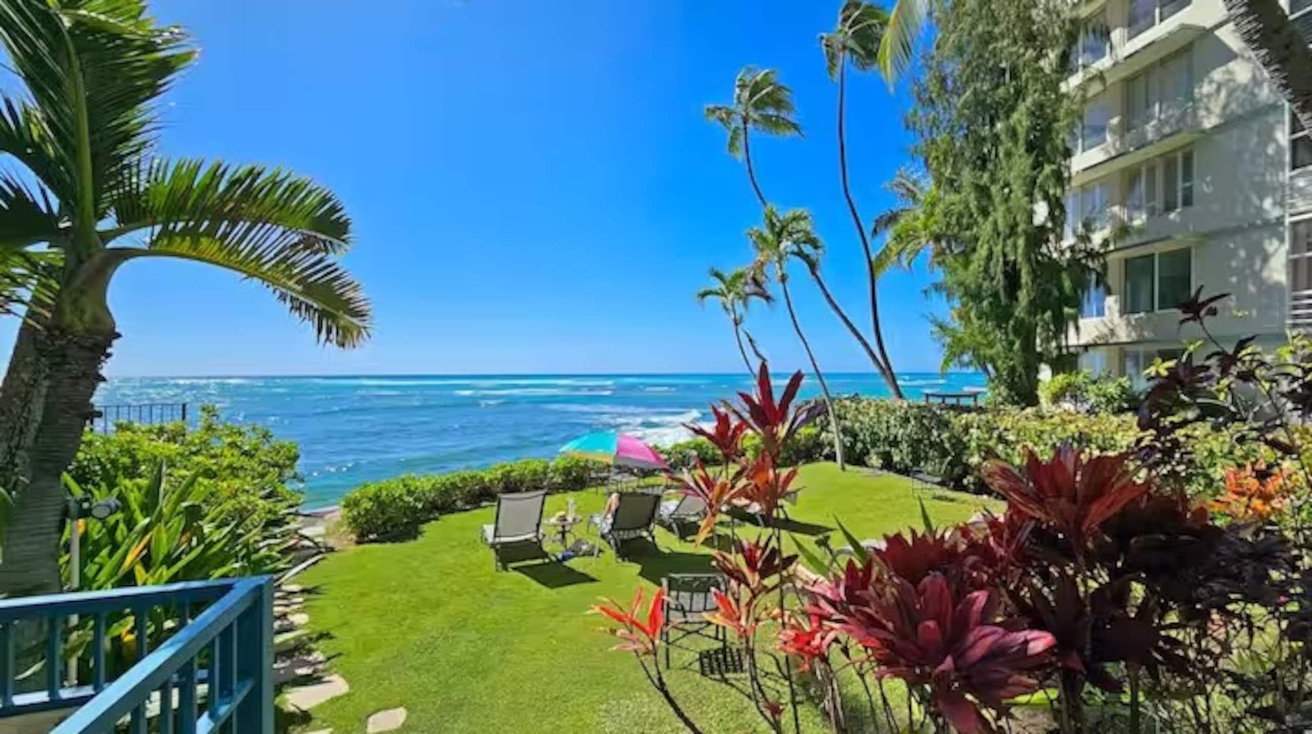 Condo in Honolulu · ★4.86 · 1 bedroom · 1 bed · 1 private bath - Image 3