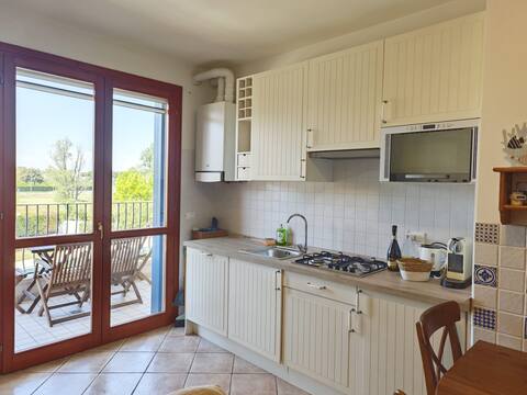 Beach apartment with swimming pool, 1st floor