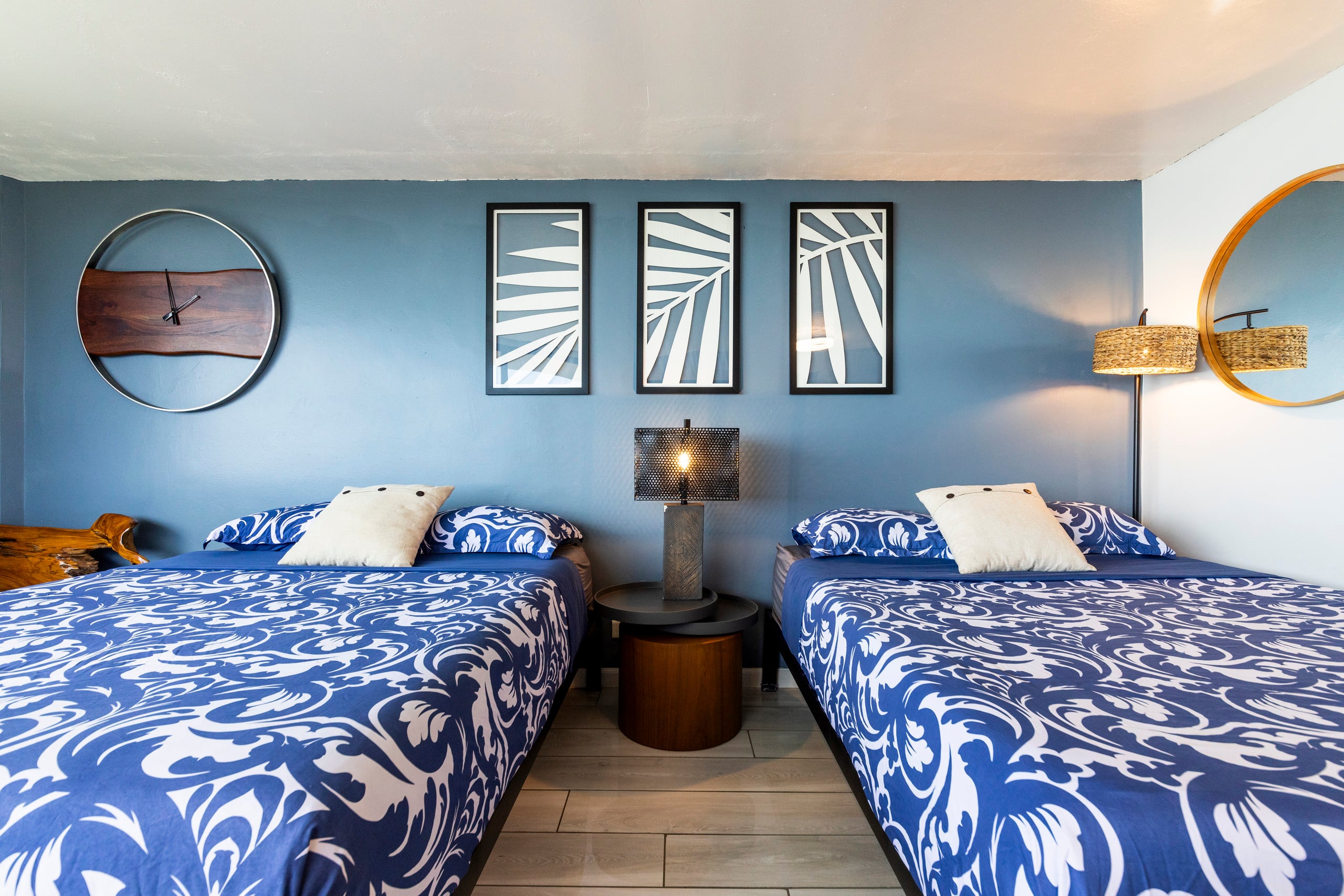 Condo in Honolulu · ★4.77 · 1 bedroom · 2 beds · 1 private bath - Image 7