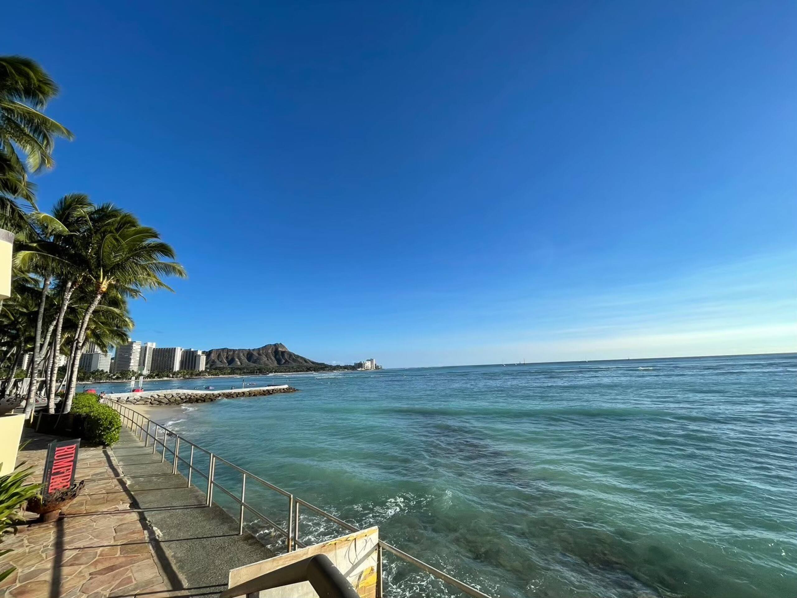 Condo in Honolulu · ★4.77 · 1 bedroom · 2 beds · 1 private bath - Image 48