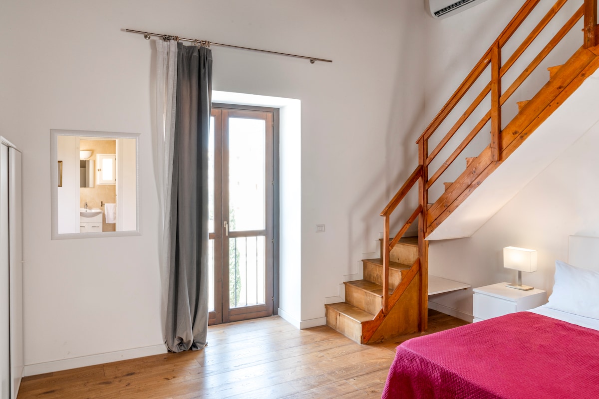 საძინებელი 1