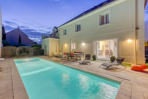 Large house with pool and cinema room