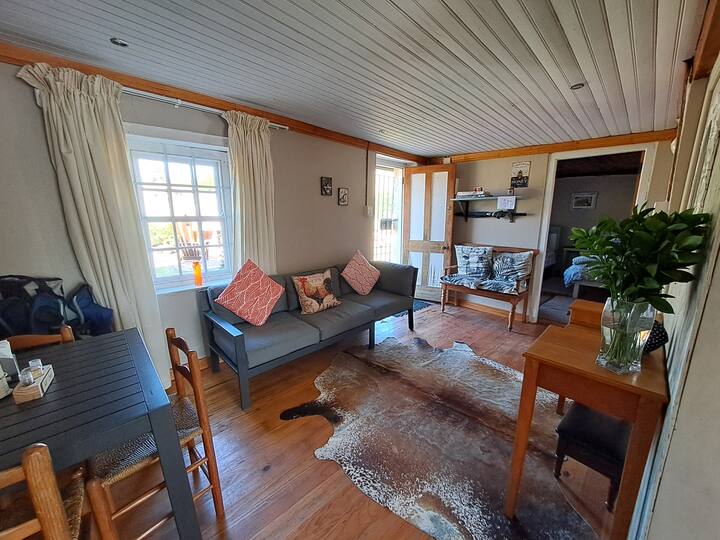 Old Farmhouse Cottage - Kareedouw