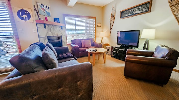 The Arête: 3-bedroom Townhouse With Hot Tub - 戈爾登
