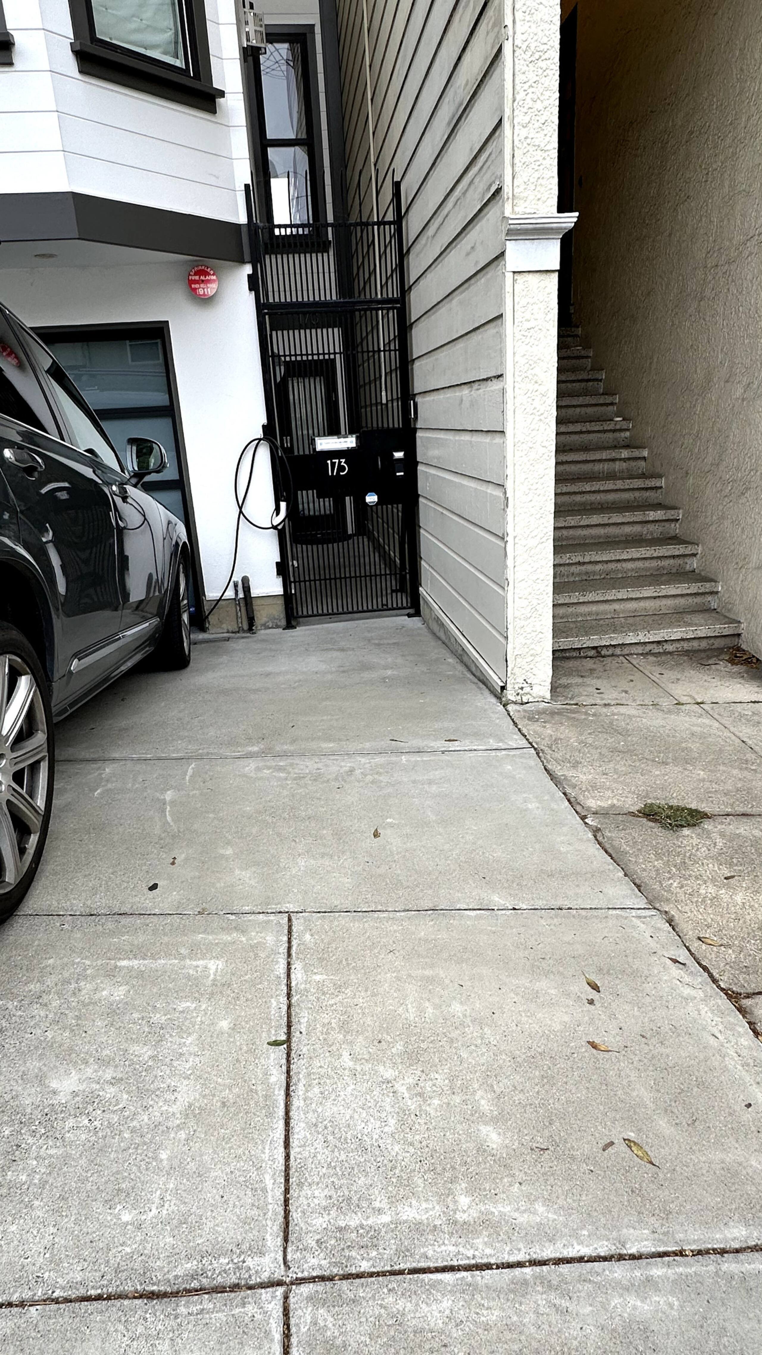 Condo in San Francisco · ★4.98 · 1 bedroom · 2 beds · 1 bath - Image 4