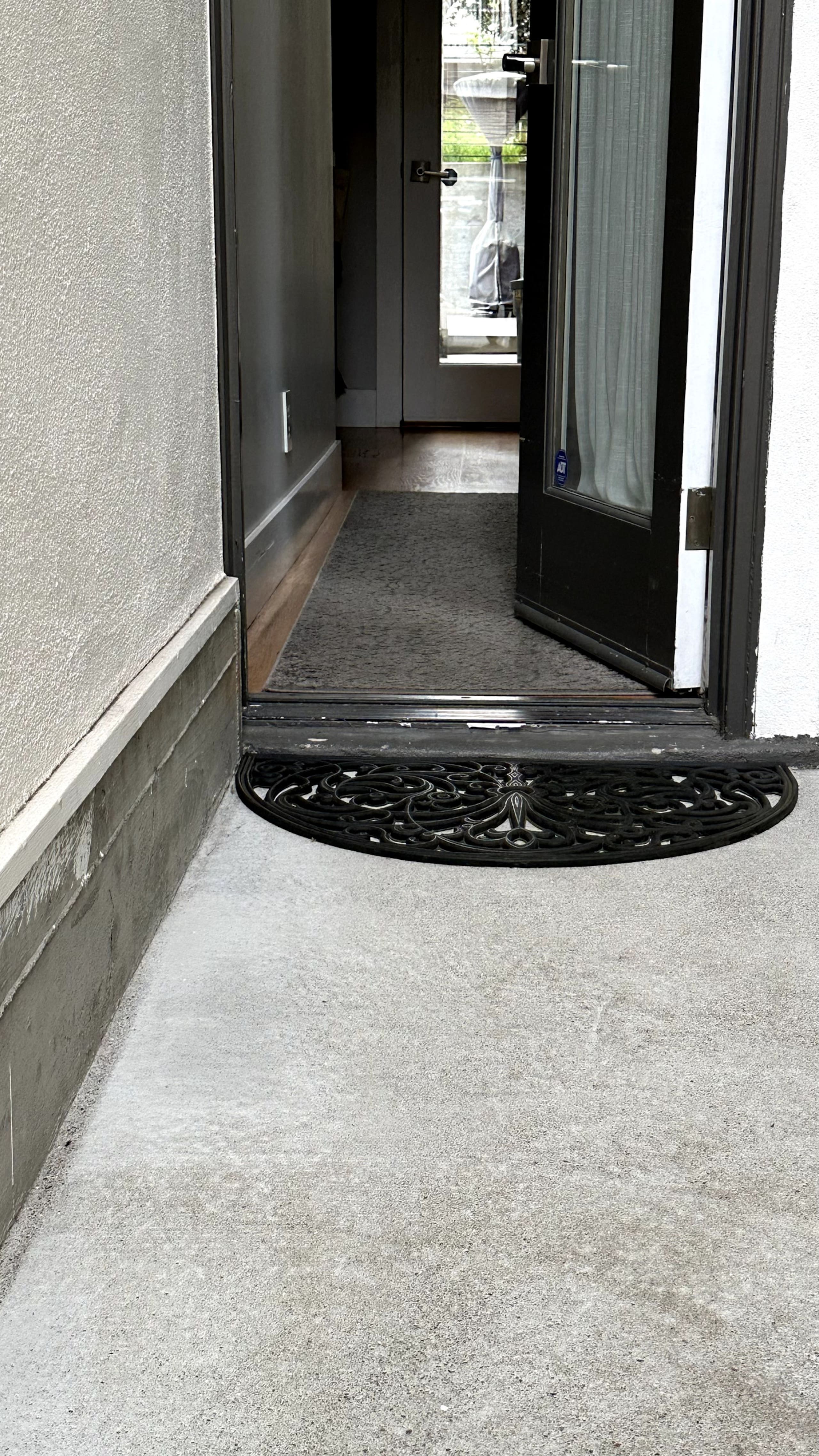 Condo in San Francisco · ★4.98 · 1 bedroom · 2 beds · 1 bath - Image 1