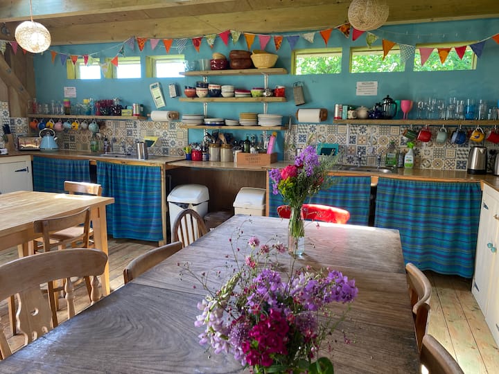 Green Valley Yurts - Rose