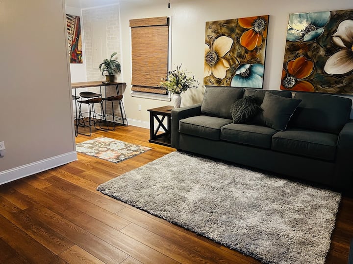 Carter's Cottage- Minutes From Downtown Louisville - Louisville, KY