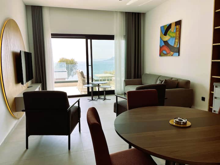 Solt Suites Bodrum / Seafront Location-with View - Turgutreis