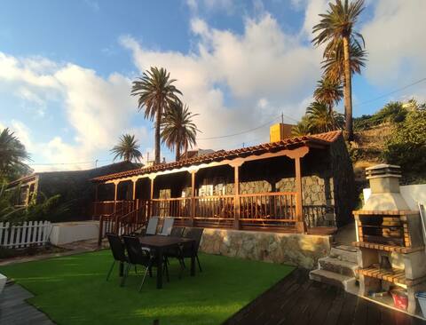 La Finca de Victoria Alojera (Victoria Alojera Estate)