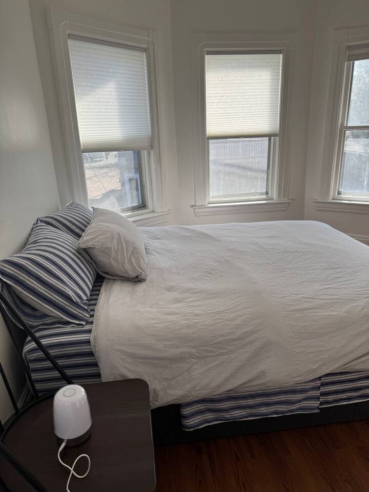 غرفة النوم 1