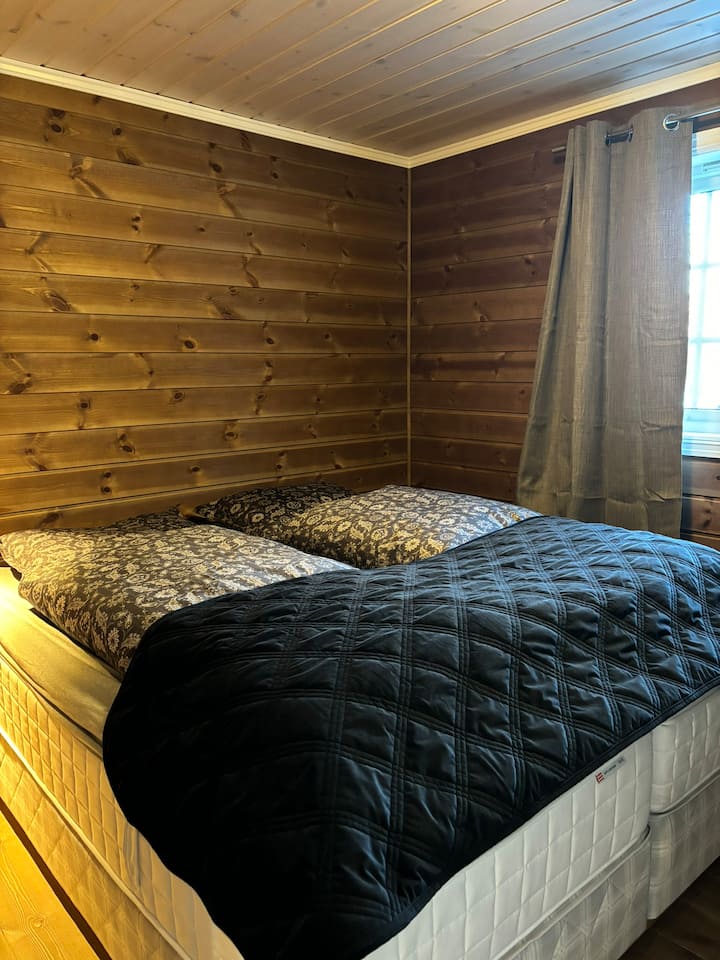 საძინებელი 1