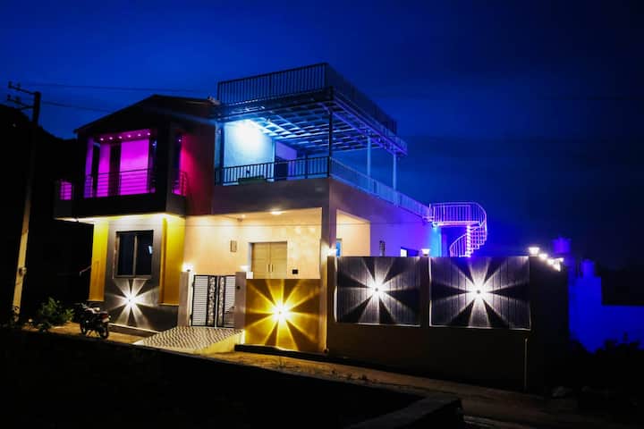 The Mountain Villa And Resort 9 Bhk - Gujarat