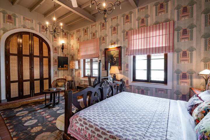 LuxUnlock managed Airbnb listing 1
