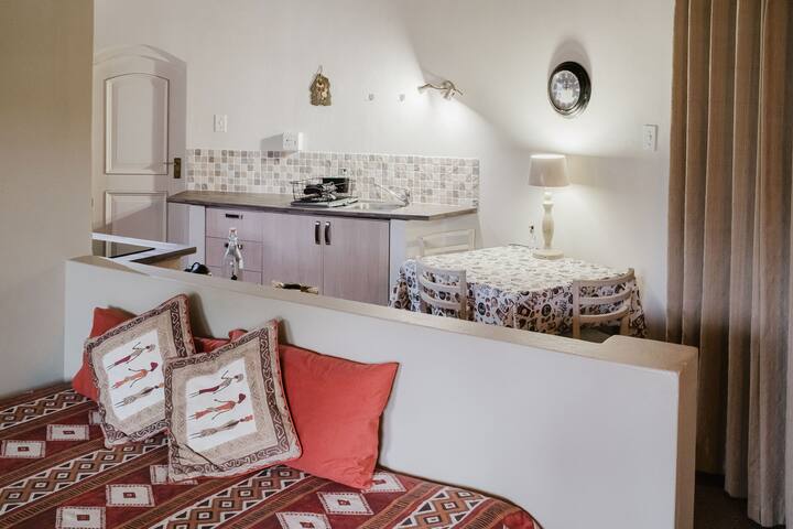 Indlovu Cottage - Anchorage Inn - Montagu