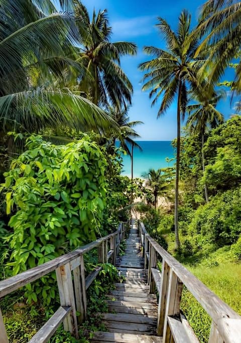 Malaiwana Beach House - Naithon Beach
