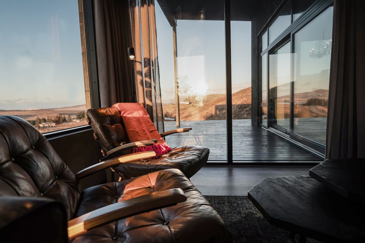 Picture of Luxury private geothermal Black Diamond Villa - Houses for Rent in ...