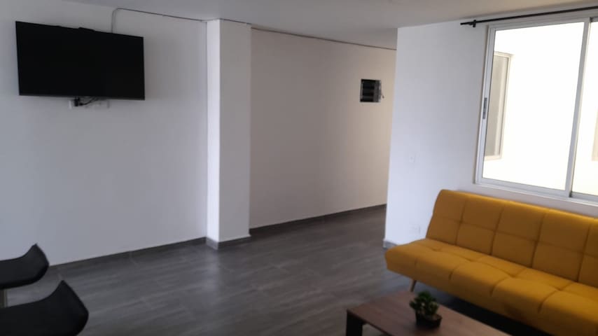 Entire home with 3 bedrooms in Manizales - Diego's 3 Bedroom 2 Bathroom Apartment -No Parking