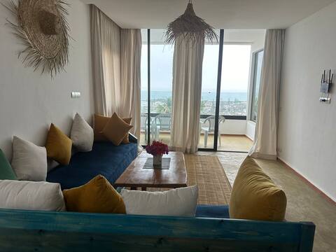 Top Airbnb: Le Soleil Apartment Sea View for families in Loualidia
