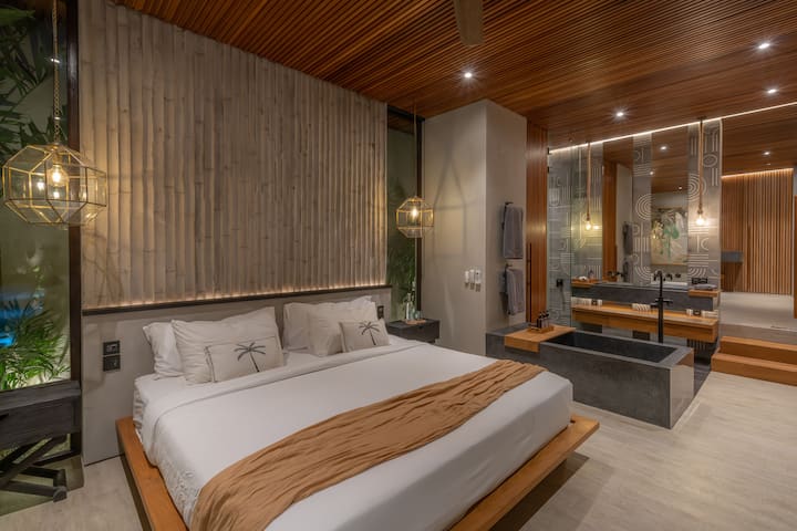 Experience our aesthetically pleasing bedroom complete with an en suite bath.