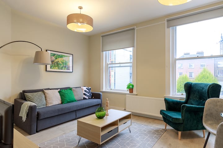 Temple Bar 2-bed Apt | Self Check-in - Dublin