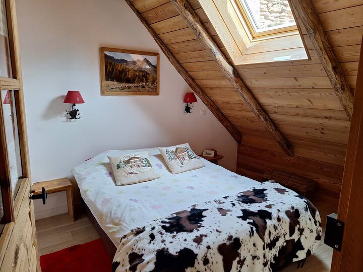 Dhoma e gjumit 3, krevat dopio me dollap dhe gardërobë