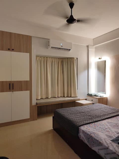 comfortable 2br flat in Kozhikode
