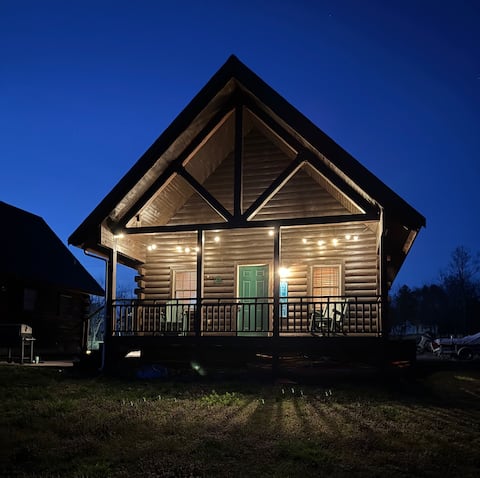 Doc's Place at Rough River, Lake Front Cabin