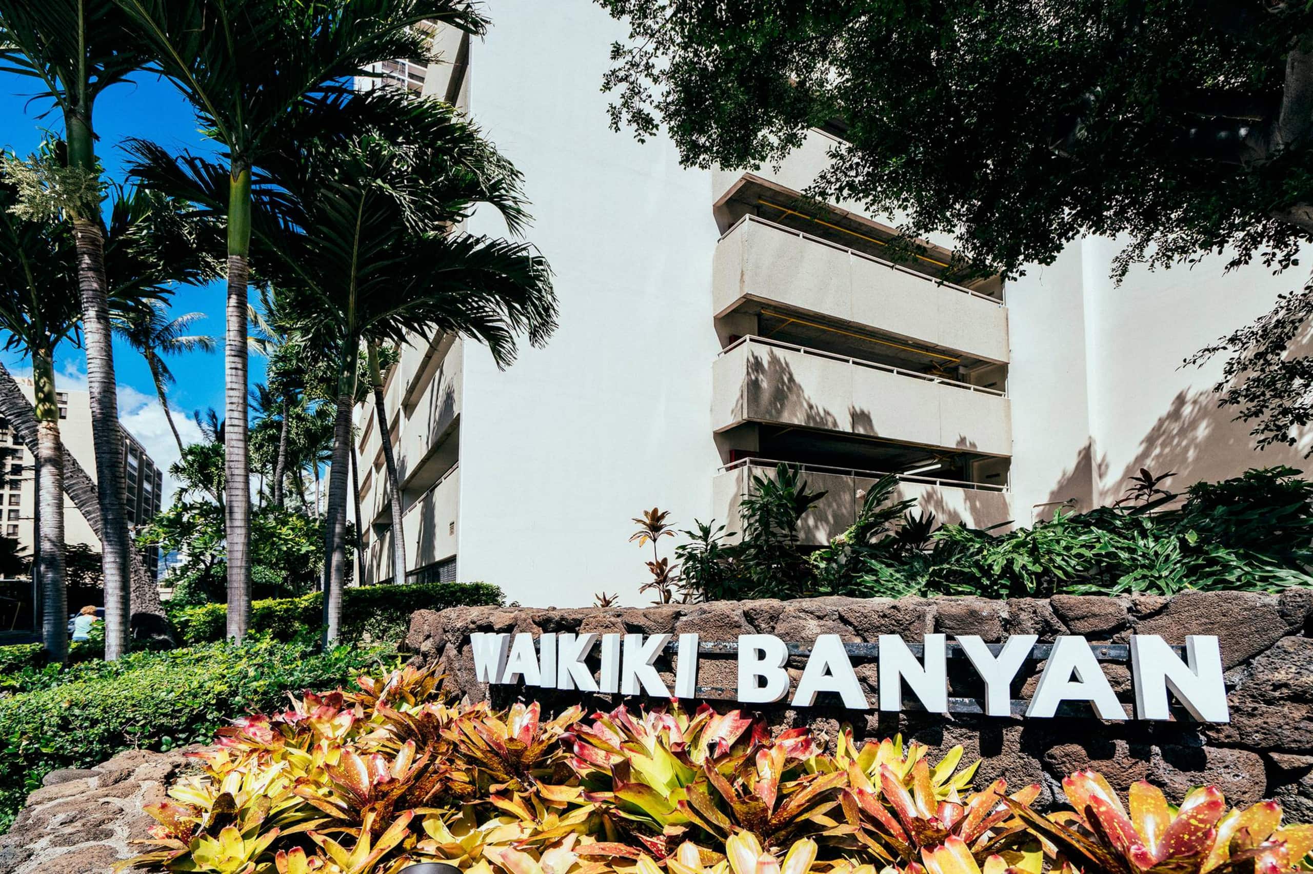 Condo in Honolulu · ★4.98 · 1 bedroom · 2 beds · 1 private bath - Image 24